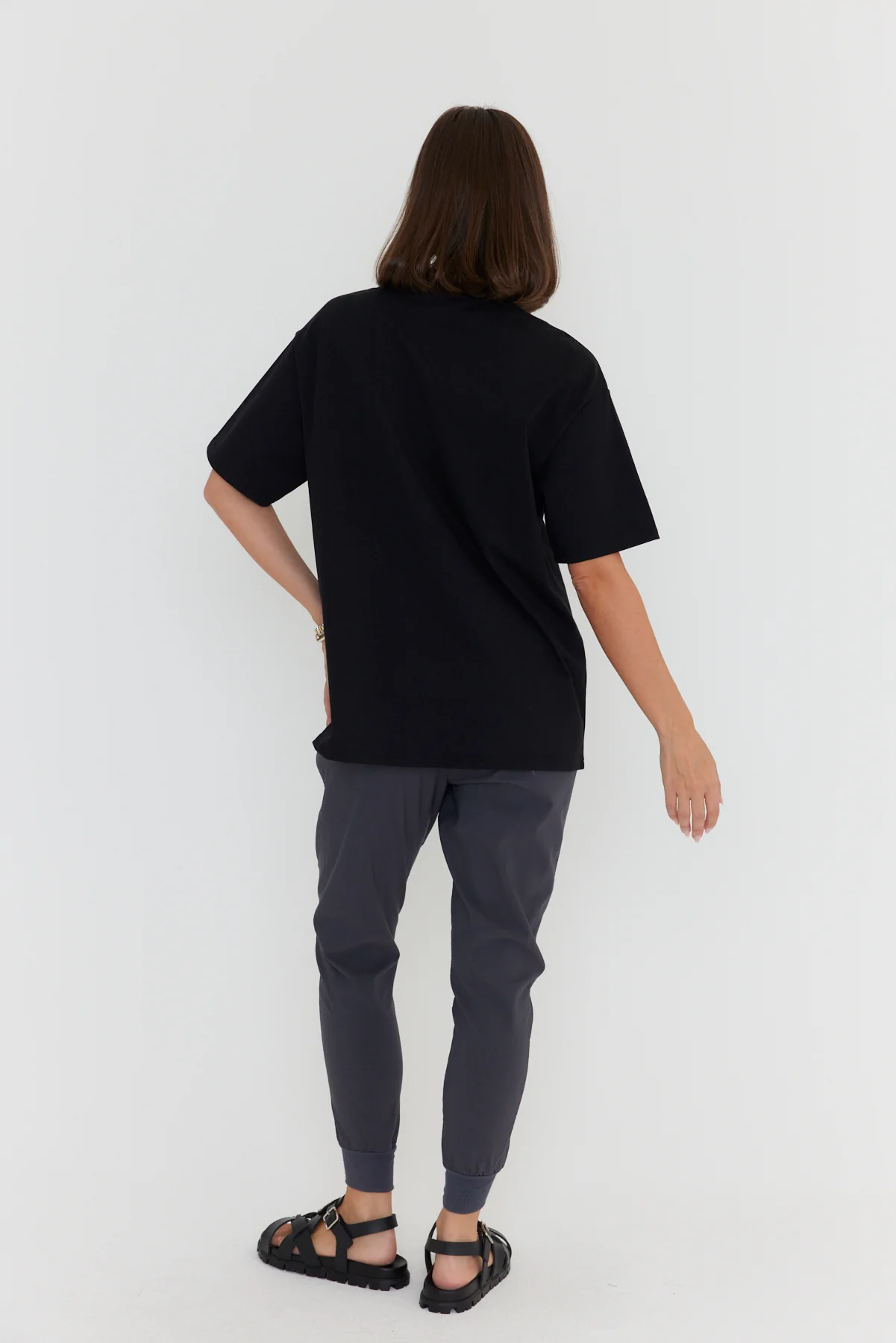 ATHEA T-Shirt Black - Image 9