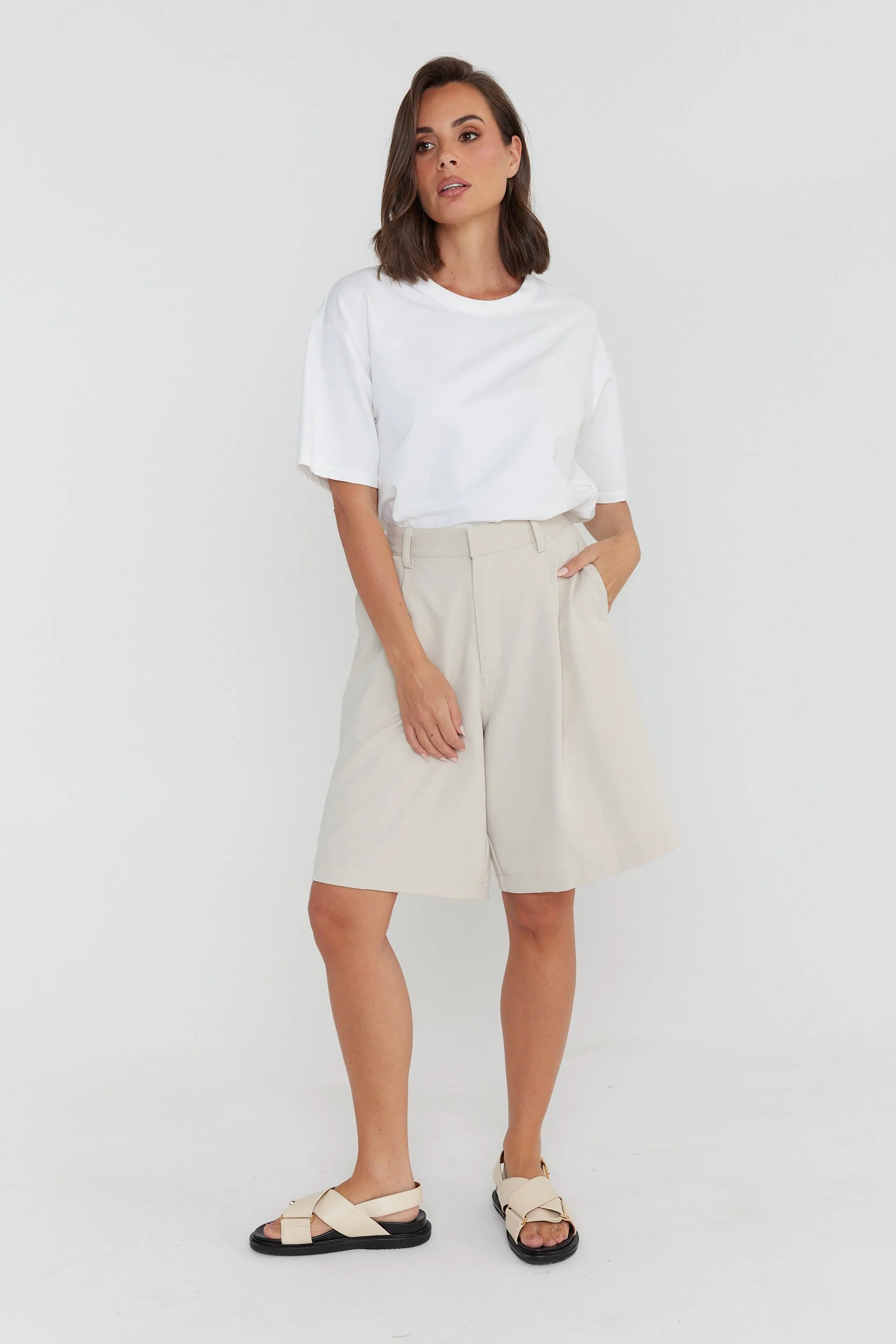 BERNY Shorts Beige - Image 5