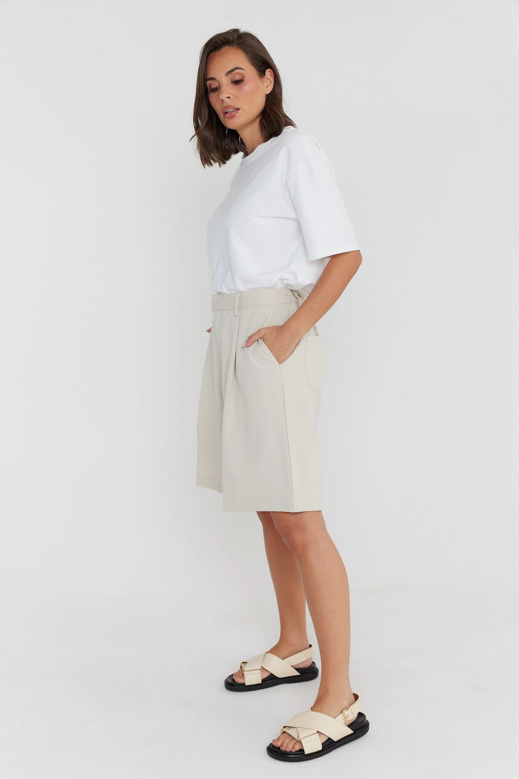 BERNY Shorts Beige - Image 9