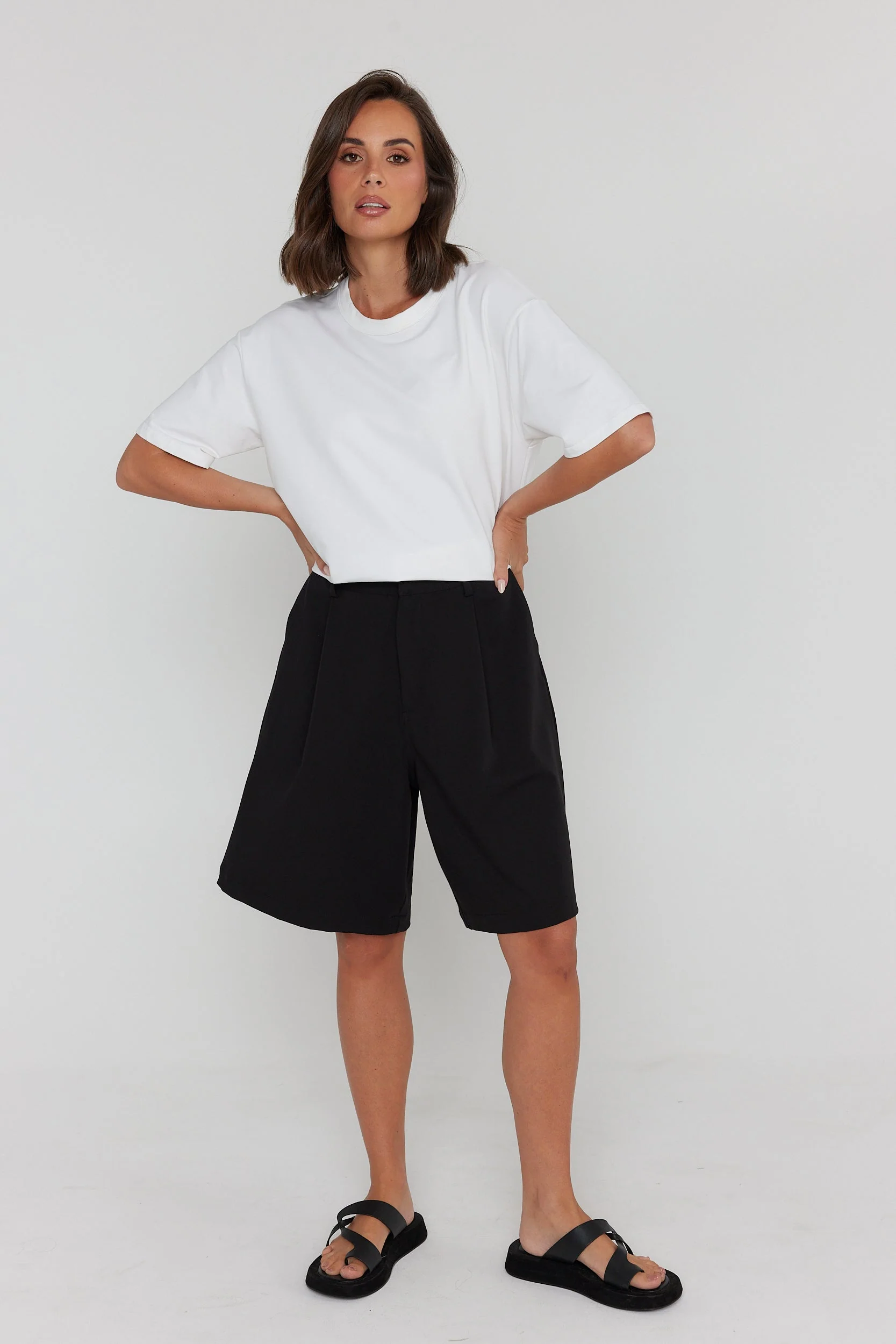 BERNY Shorts Black - Image 8