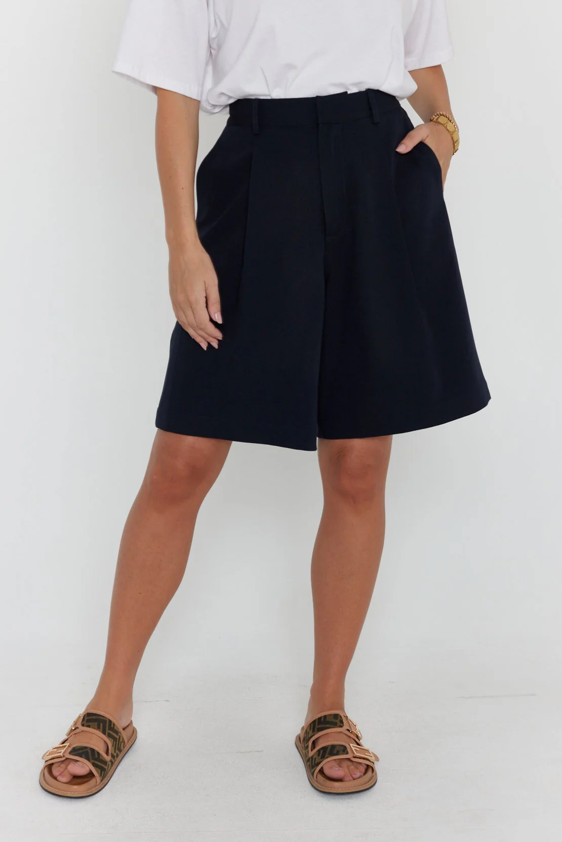 BERNY Shorts Navy - Image 7
