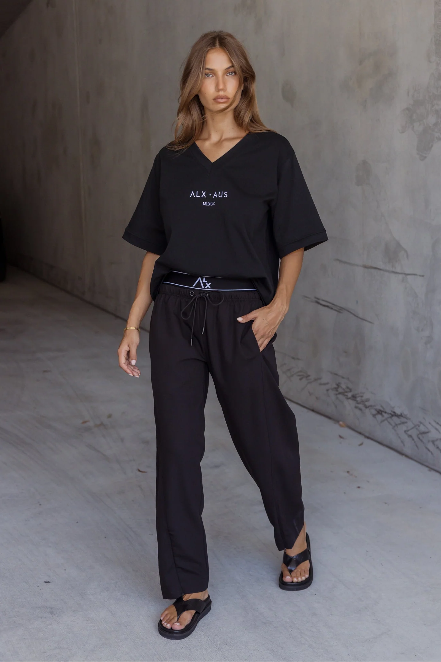 BRONTE T-Shirt Black - Image 4