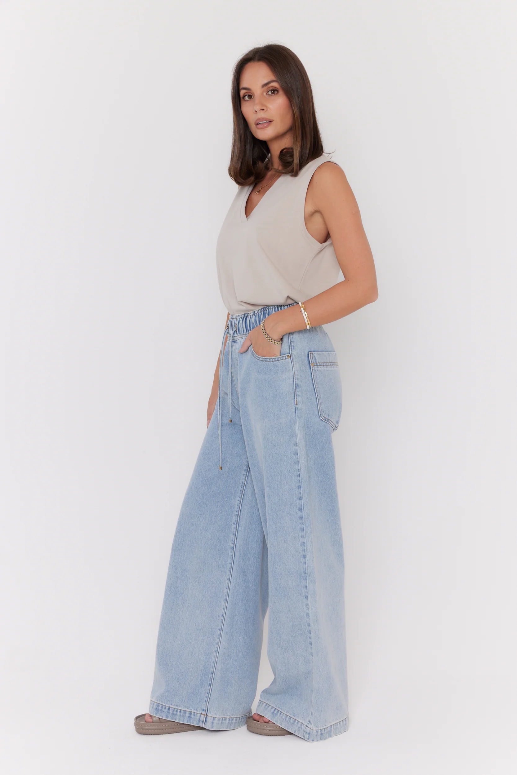 CASEY Jeans Light Blue Wash Denim - Image 14