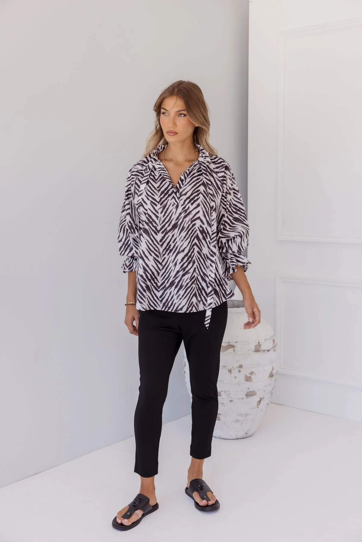 DANILL Blouse Abstract Animal - Image 3