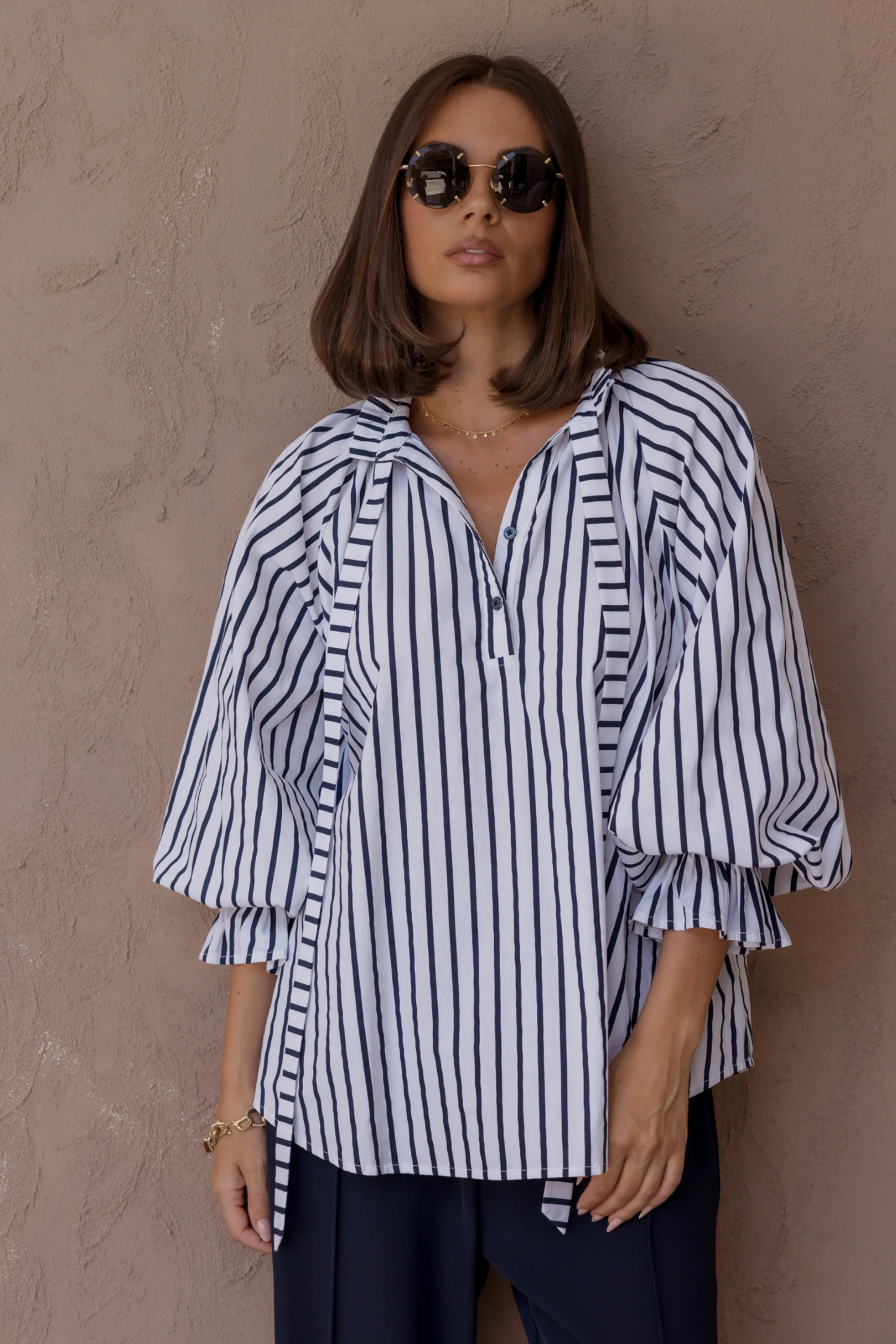 ALEXANDRA | EVERYDAY EFFORTLESS TOPS