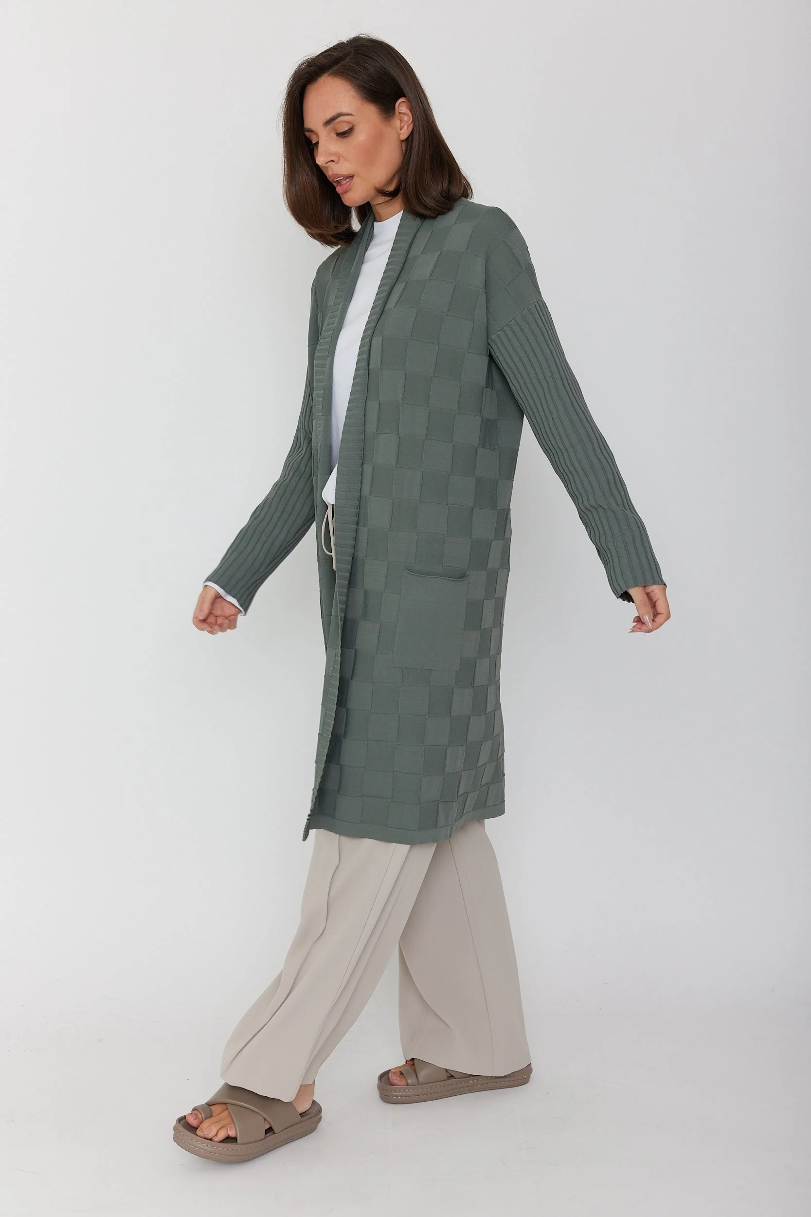 ELIZUS Cardigan Hunter Green - Image 9
