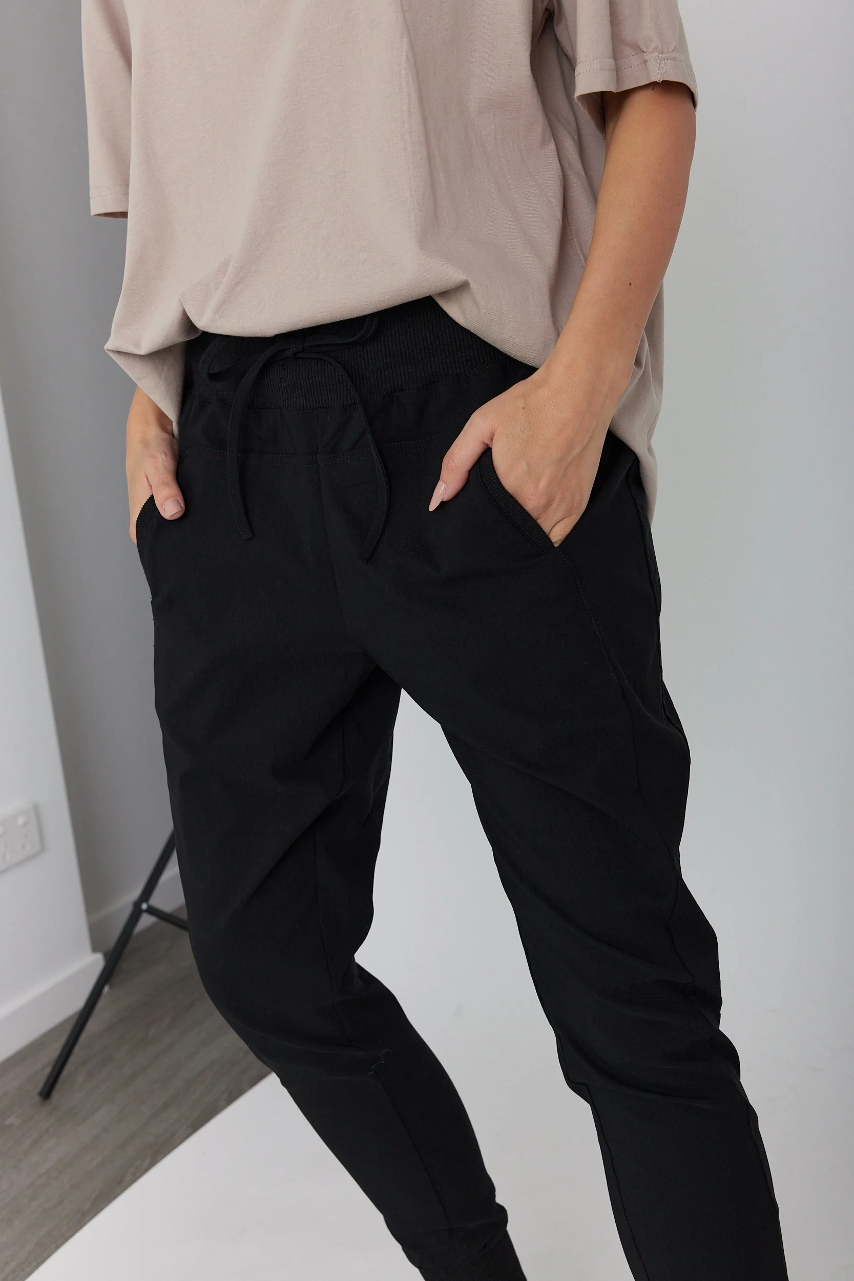 JOEY Pants Black - Image 5