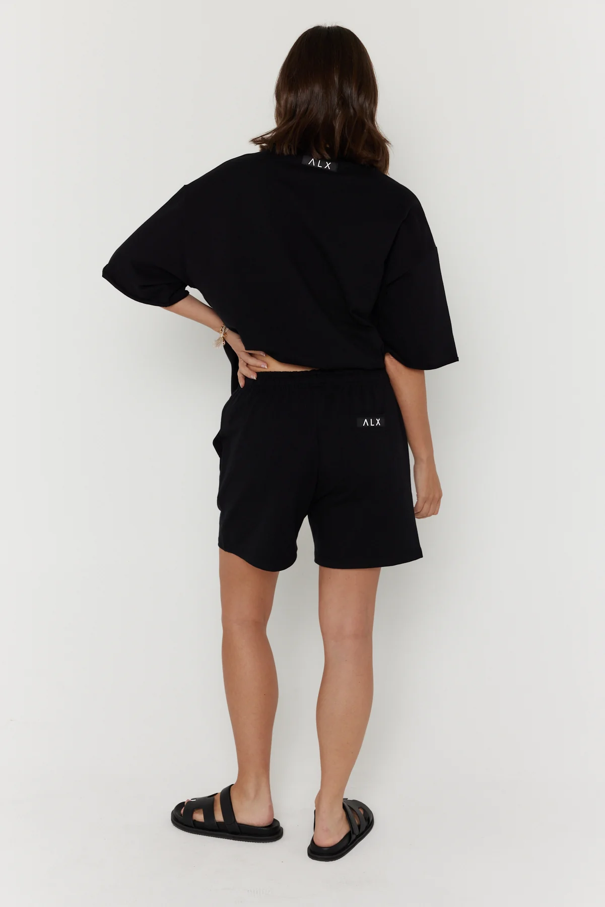 LEVI Shorts Black - Image 14