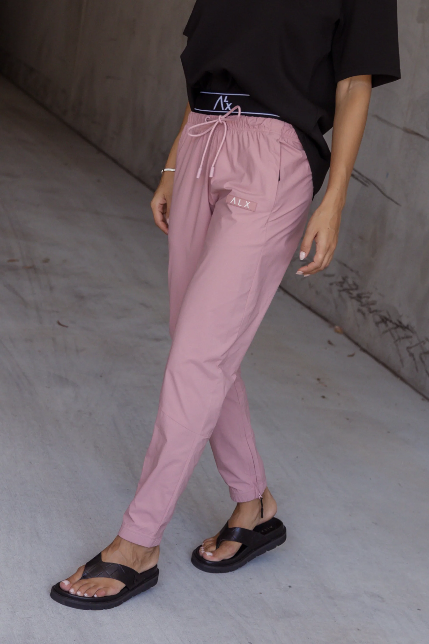 LUCIEN Pants Dusty Pink - Image 4