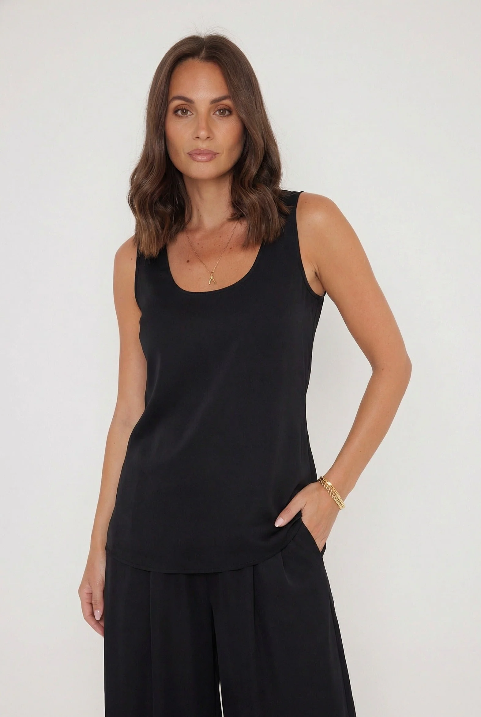 LUXUM Singlet Black - Image 7