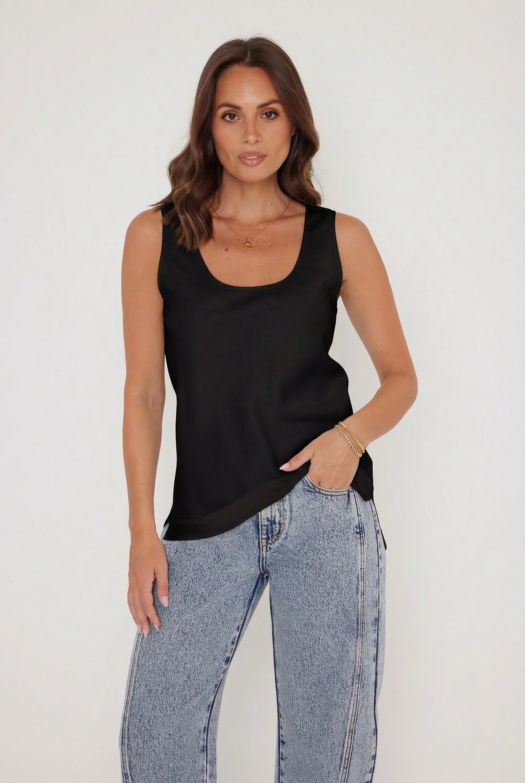 LUXUM Singlet Black - Image 9