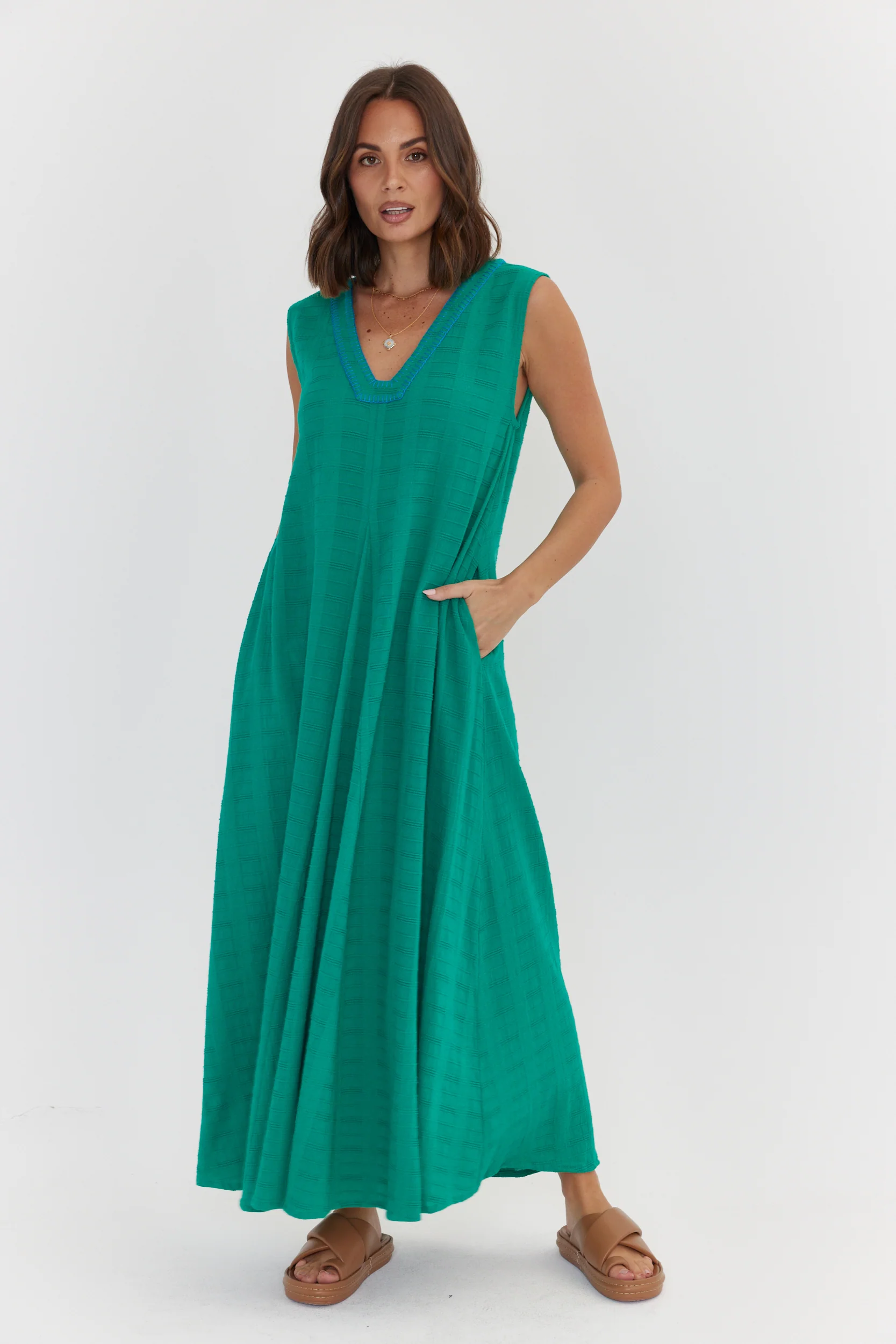 LYLA Dress Emerald - Image 7