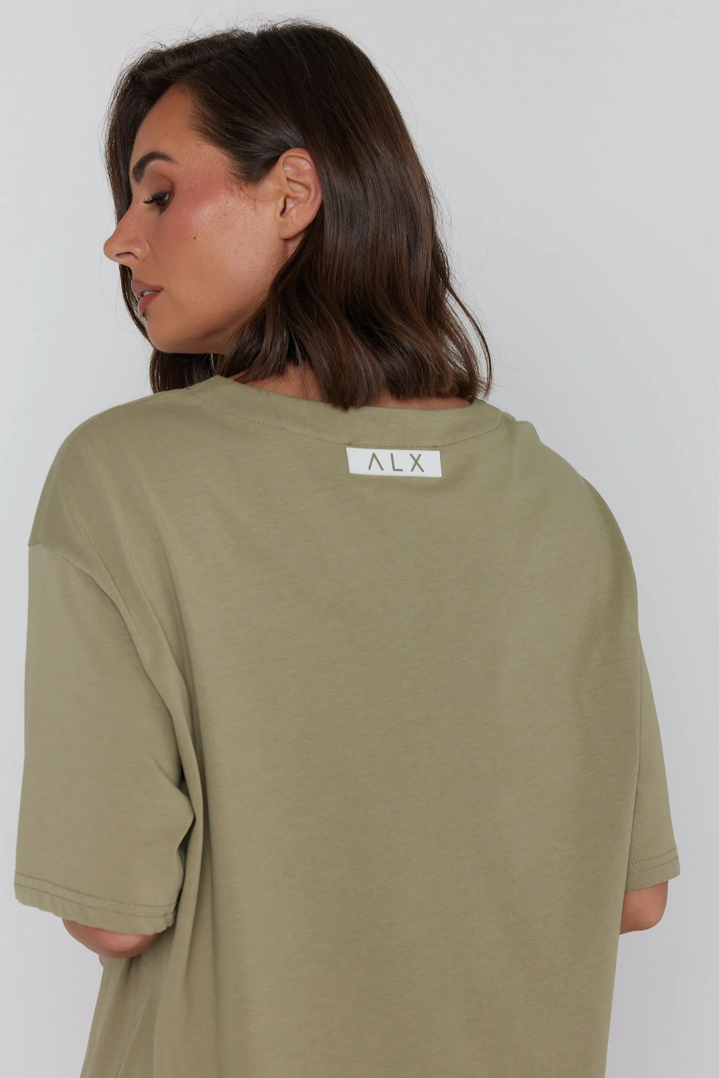 NIX V-Neck T-Shirt Green Taupe - Image 9