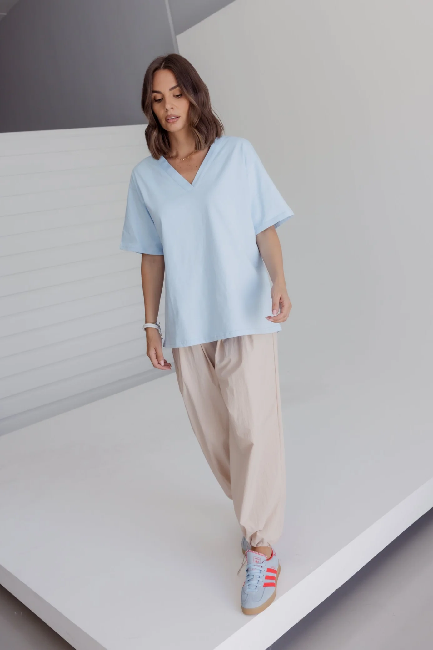 NIX V-Neck T-Shirt Light Blue - Image 2