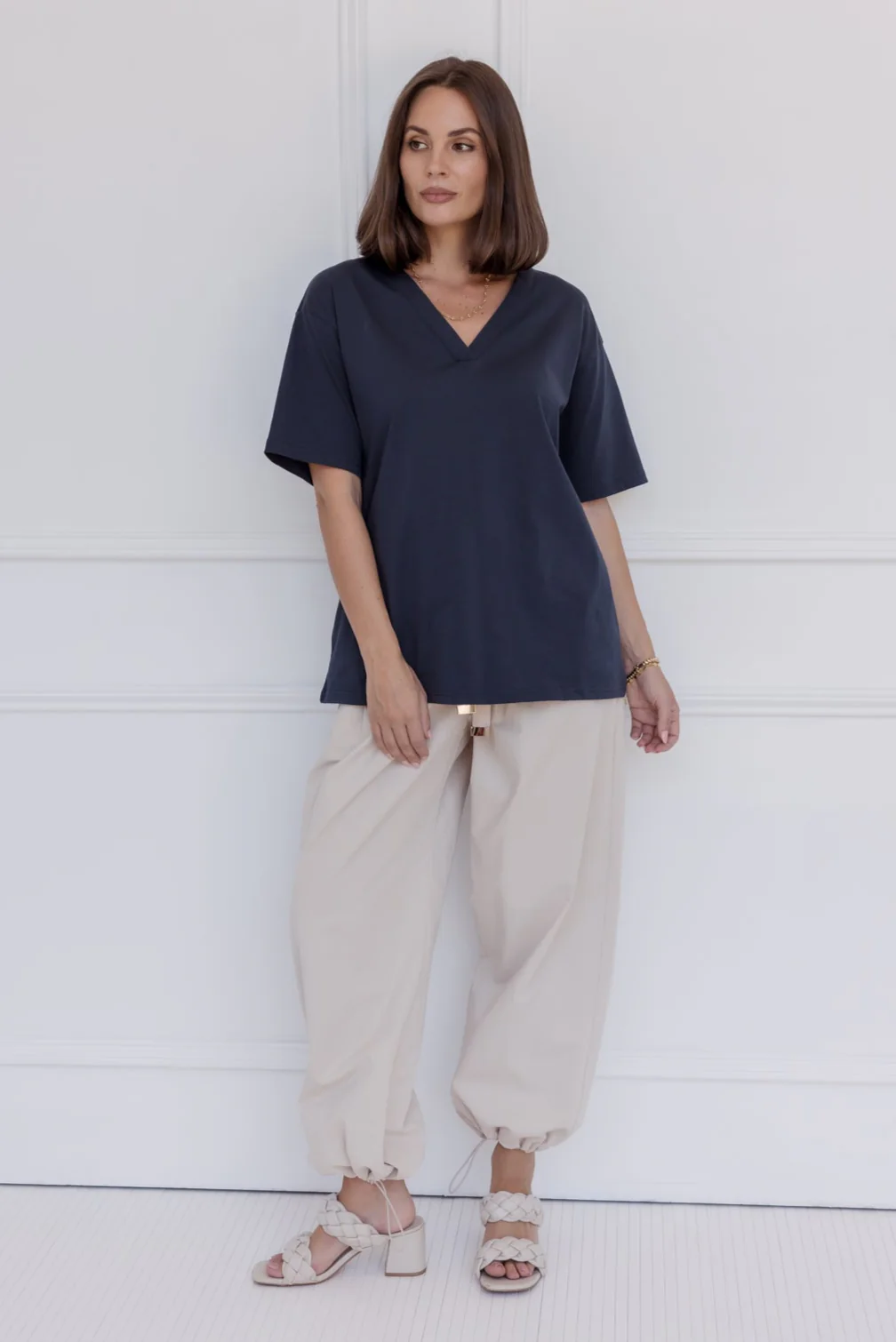 NIX V-Neck T-Shirt Navy - Image 3