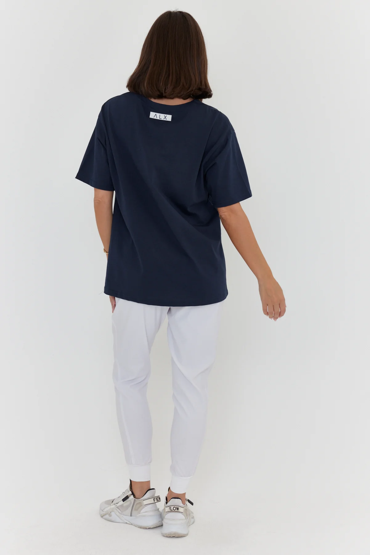NIX V-Neck T-Shirt Navy - Image 7