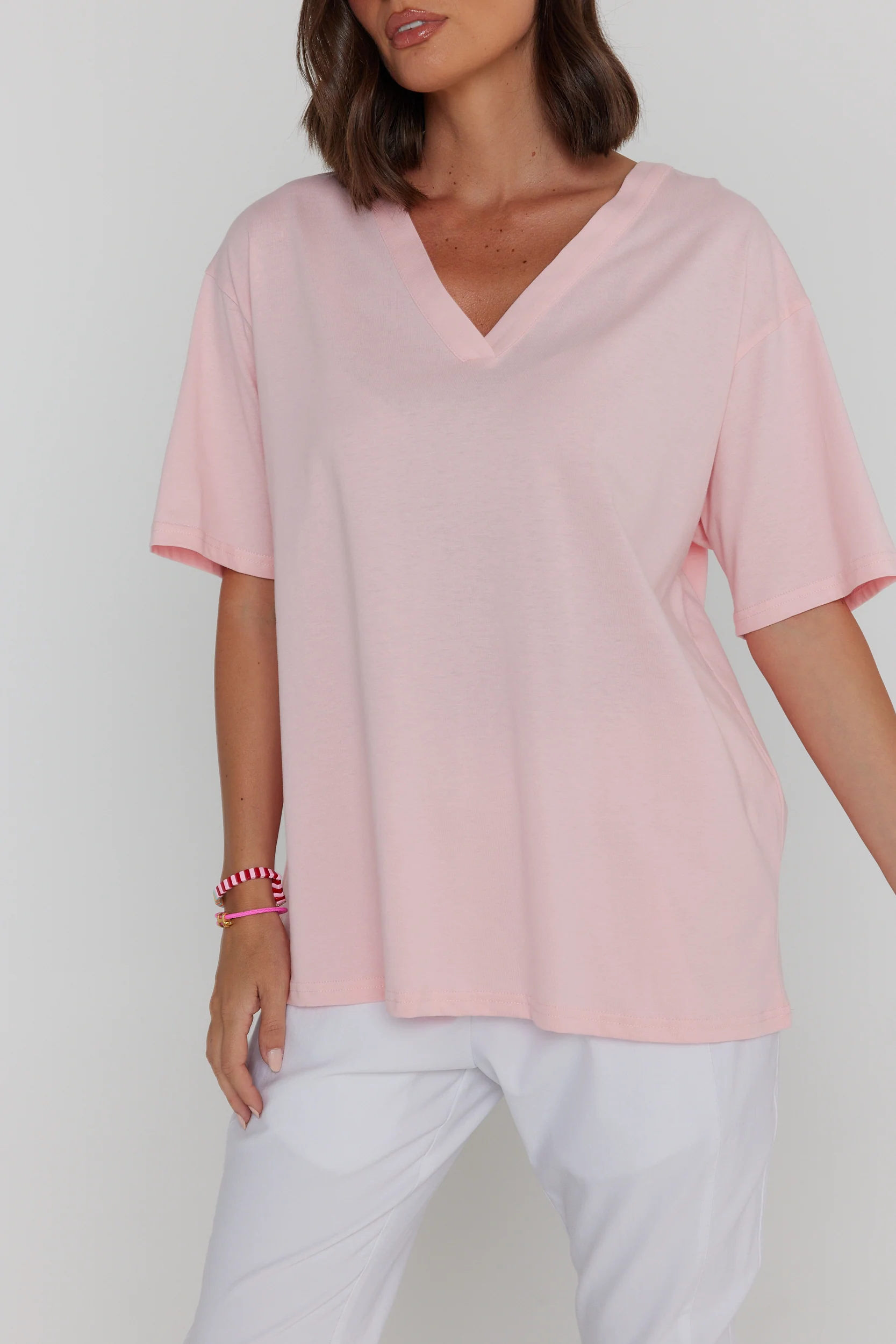 NIX V-Neck T-Shirt Pink - Image 7