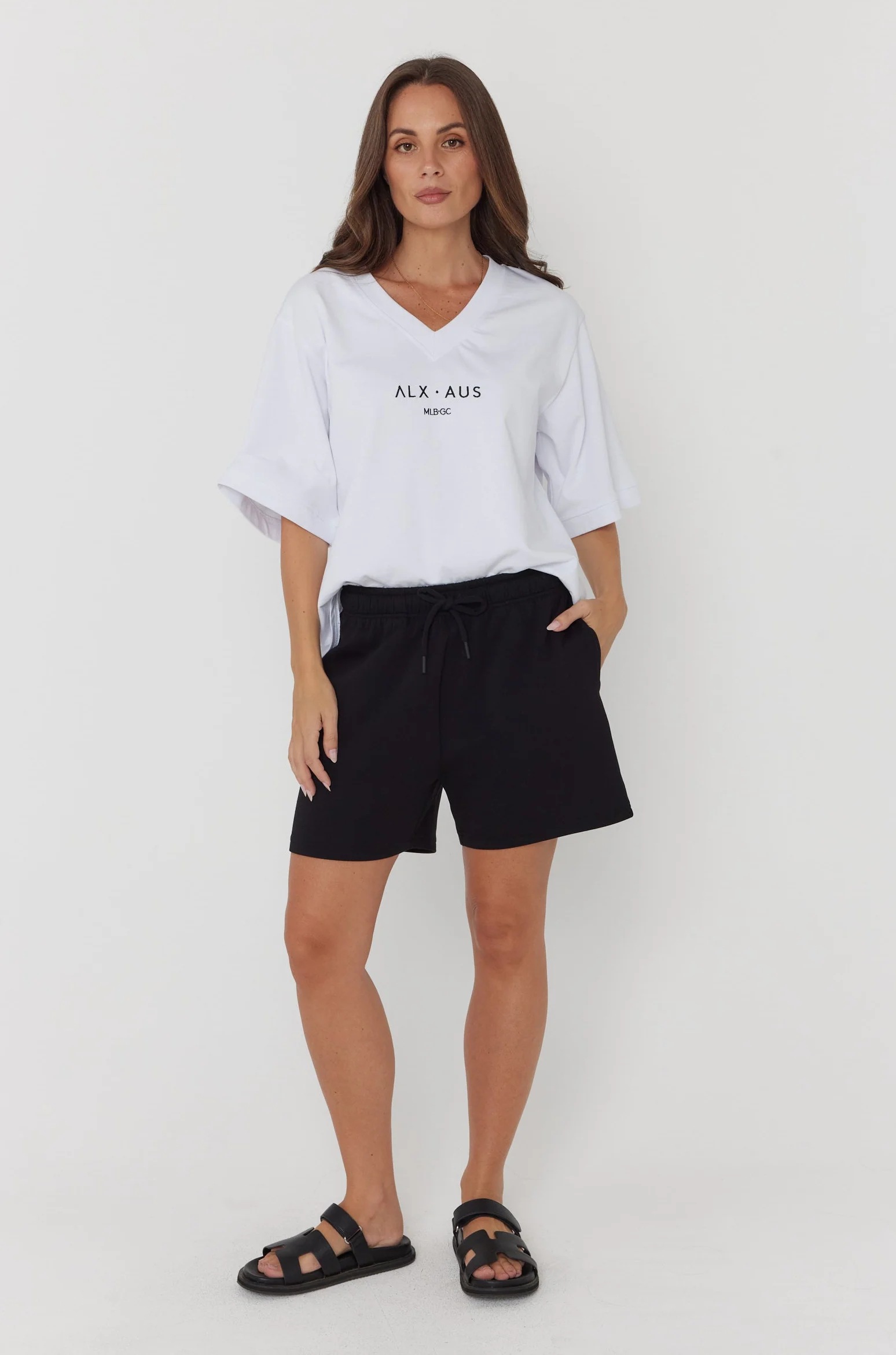 NODE Shorts Black - Image 9