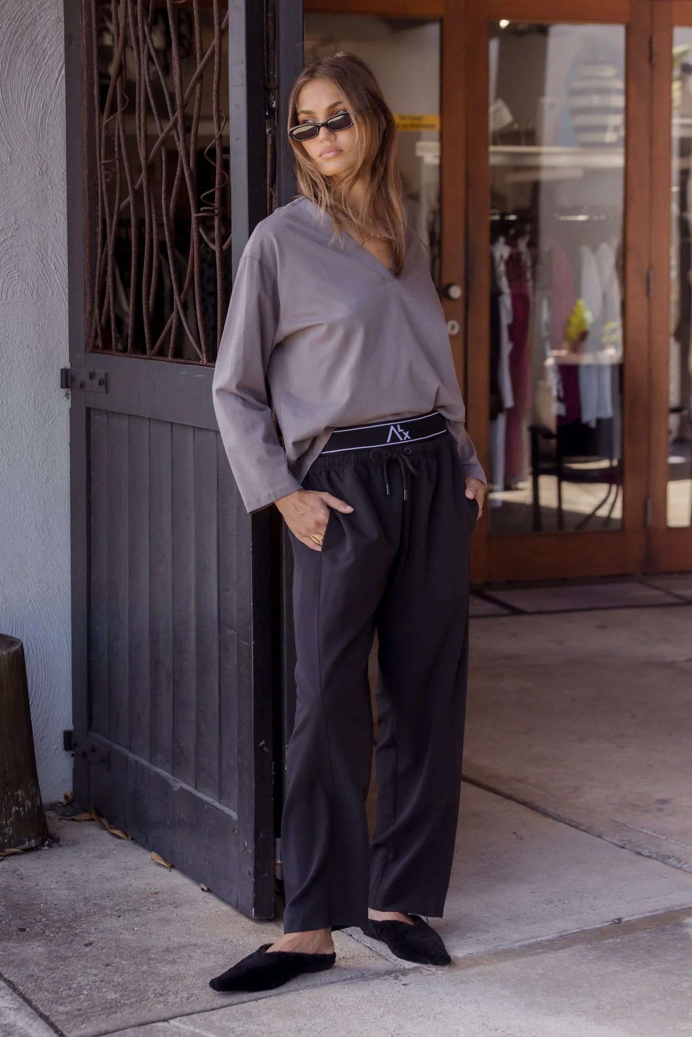 NOIR Pants Black - Image 4