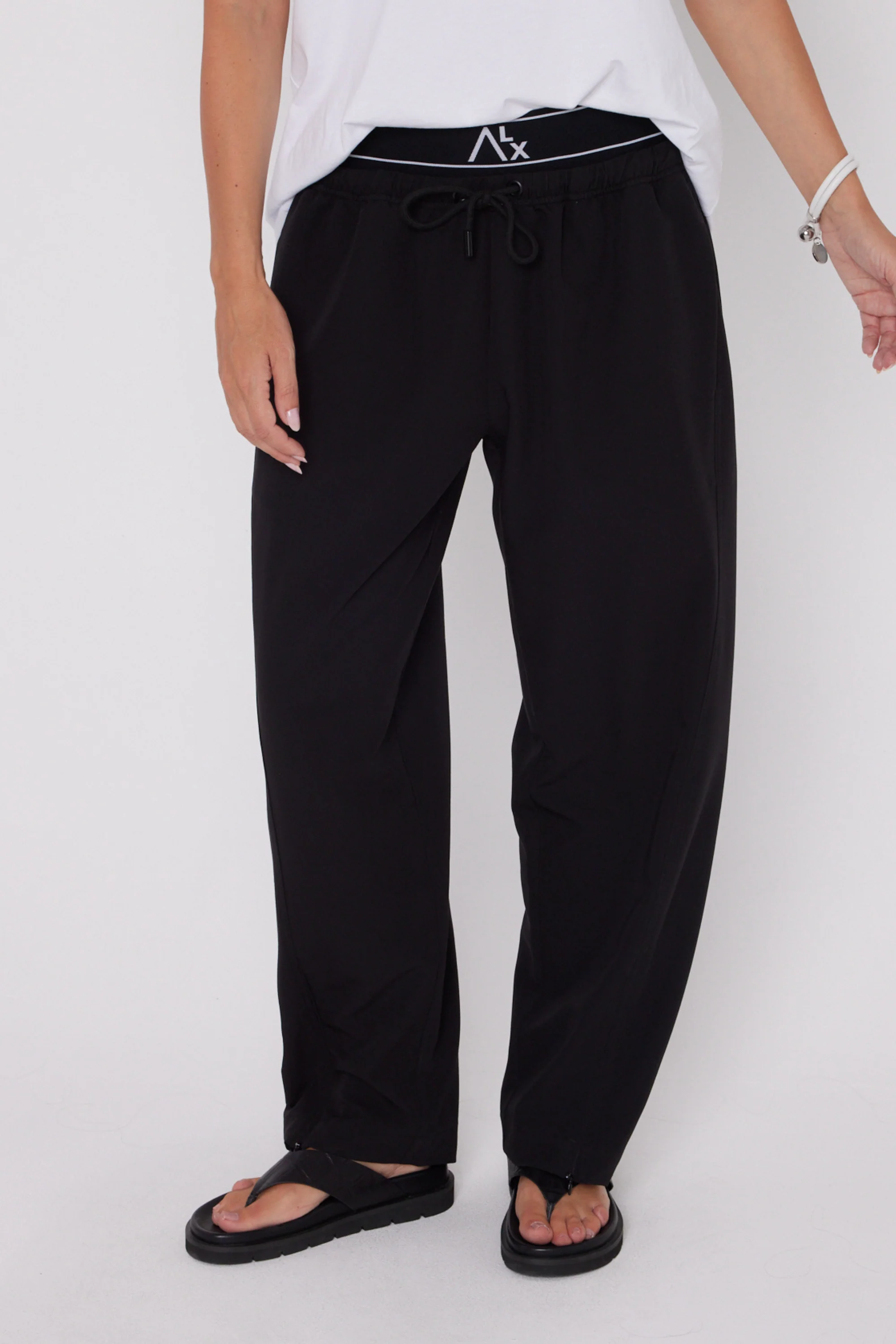 NOIR Pants Black - Image 5