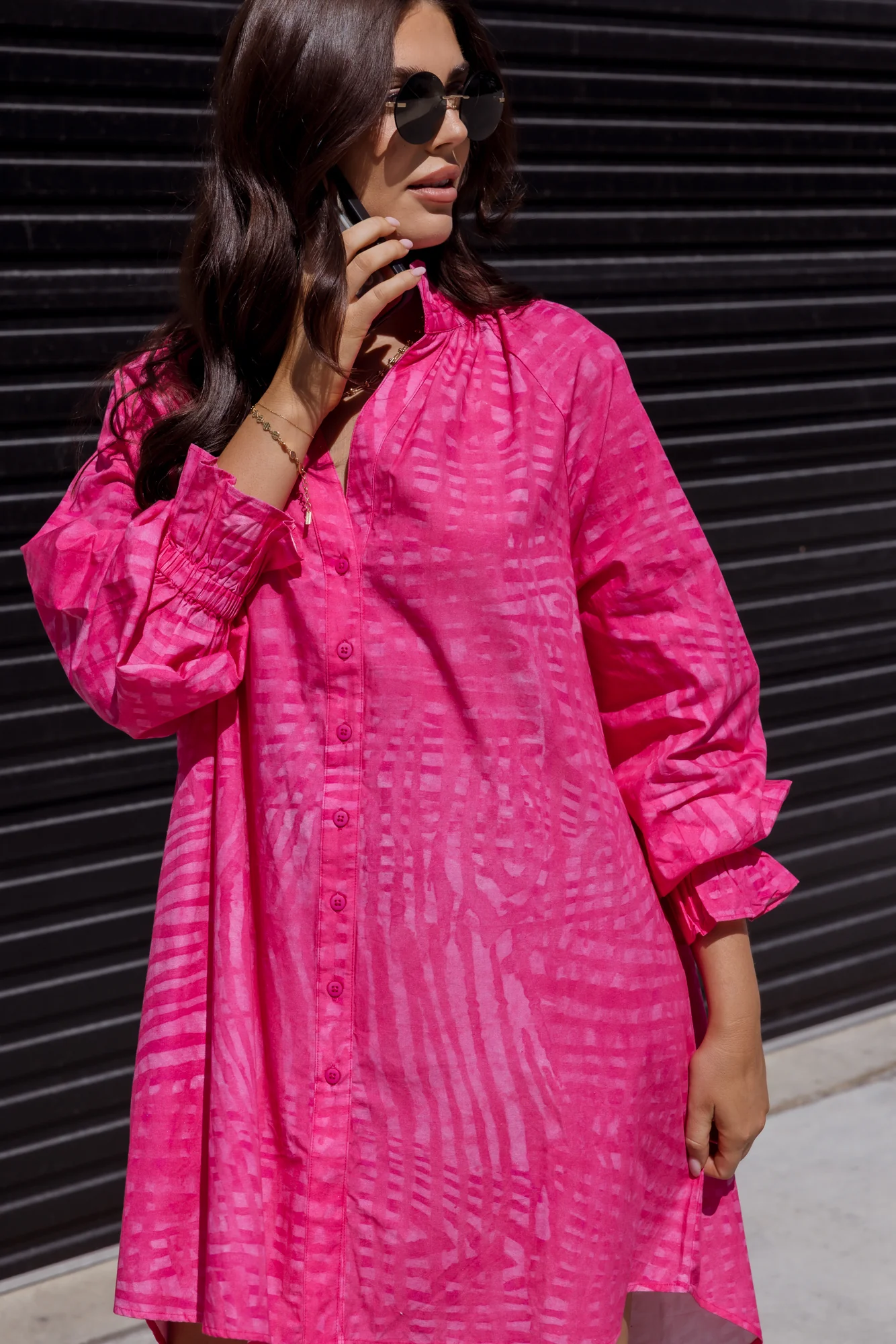 OLLIE Dress Hot Pink Brush Stoke - Image 4