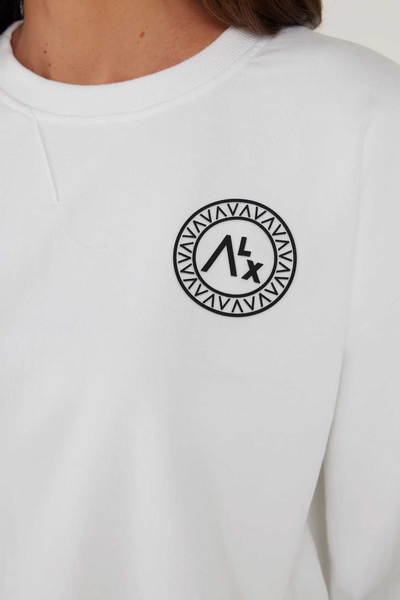 ONDA Jumper White - Image 8