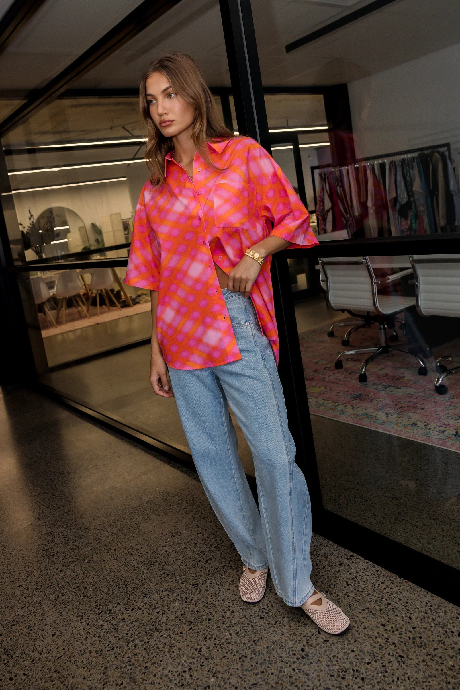 ROGUE Shirt Pink Blur Print - Image 3