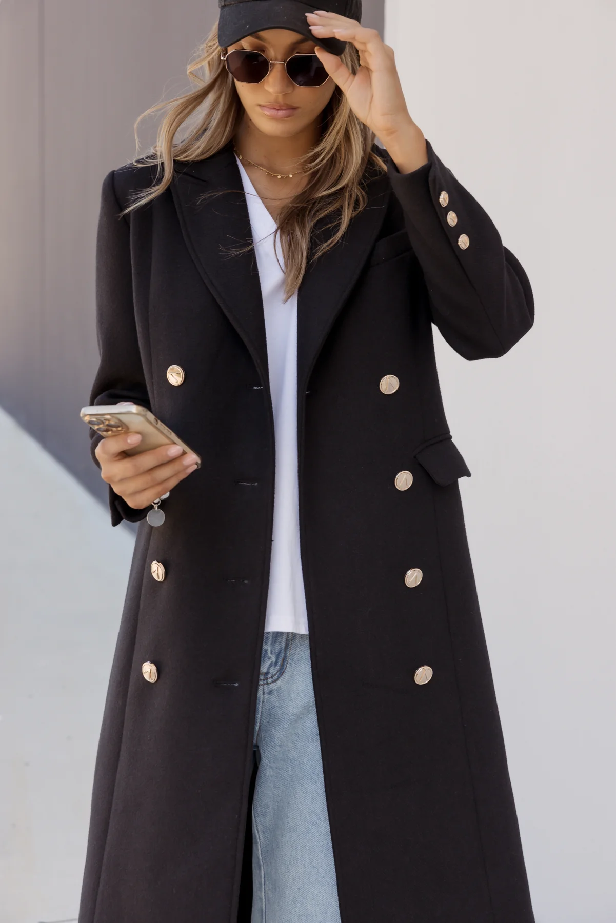 RUSSIAN Coat Black - Image 5
