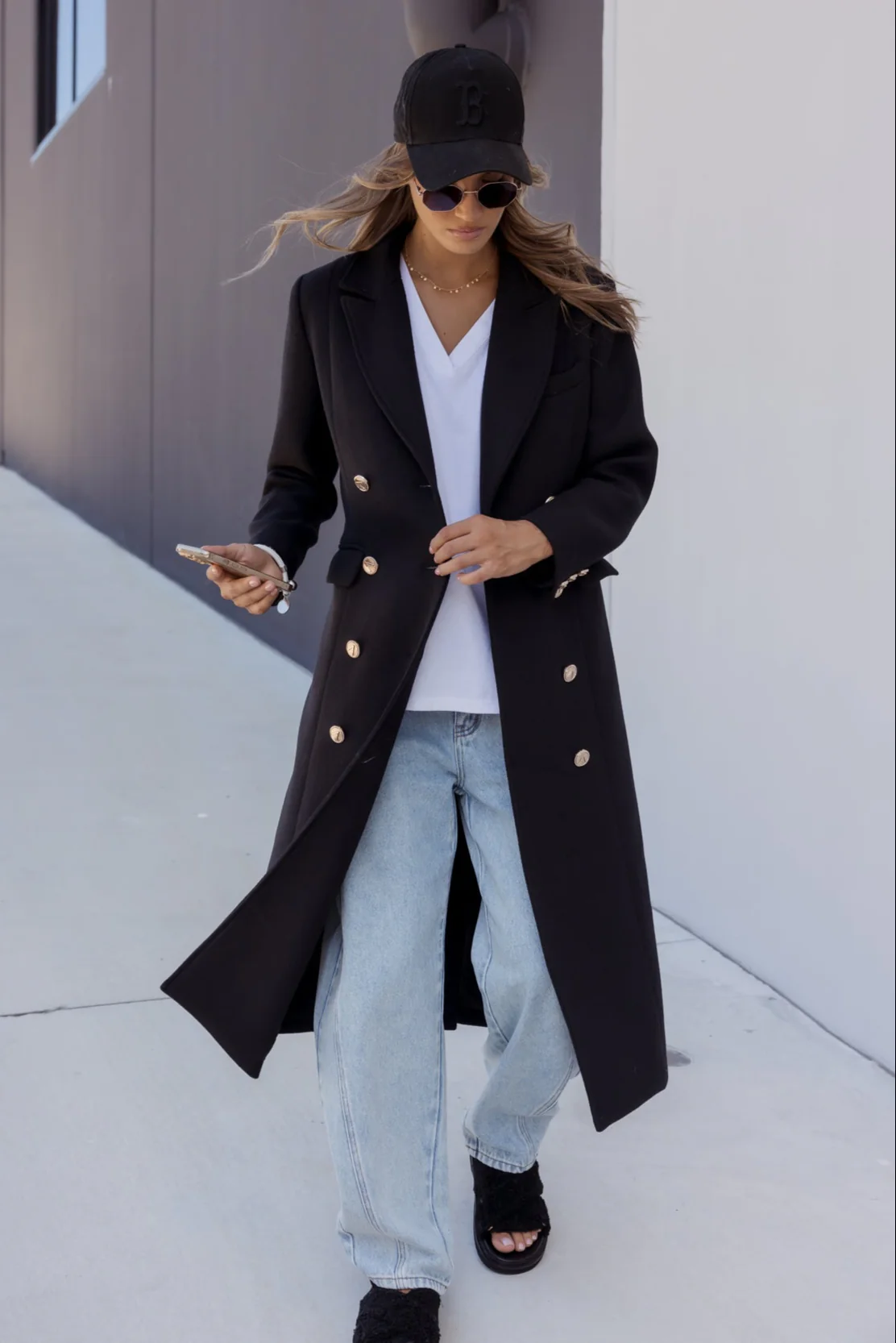 RUSSIAN Coat Black - Image 6