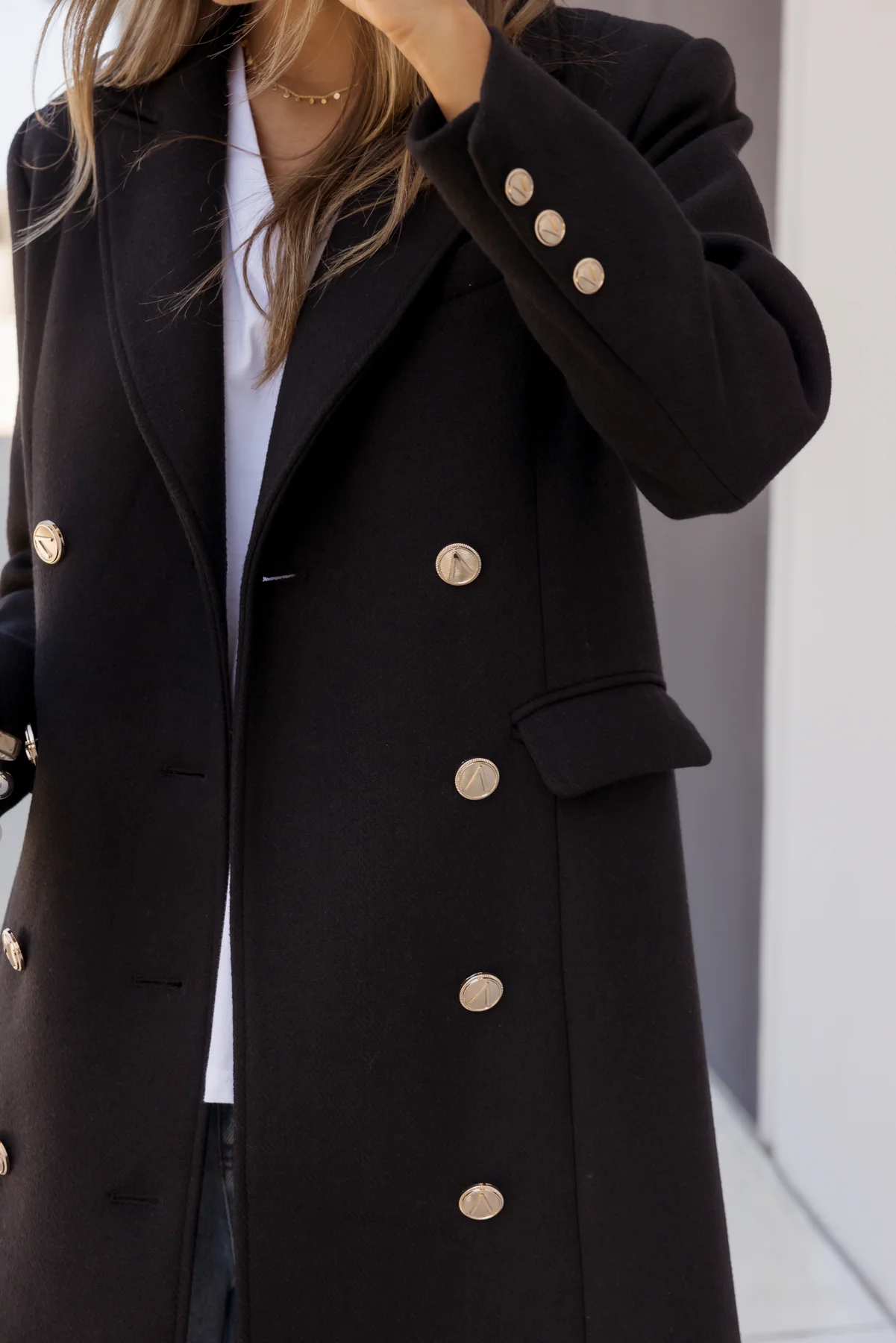 RUSSIAN Coat Black - Image 7