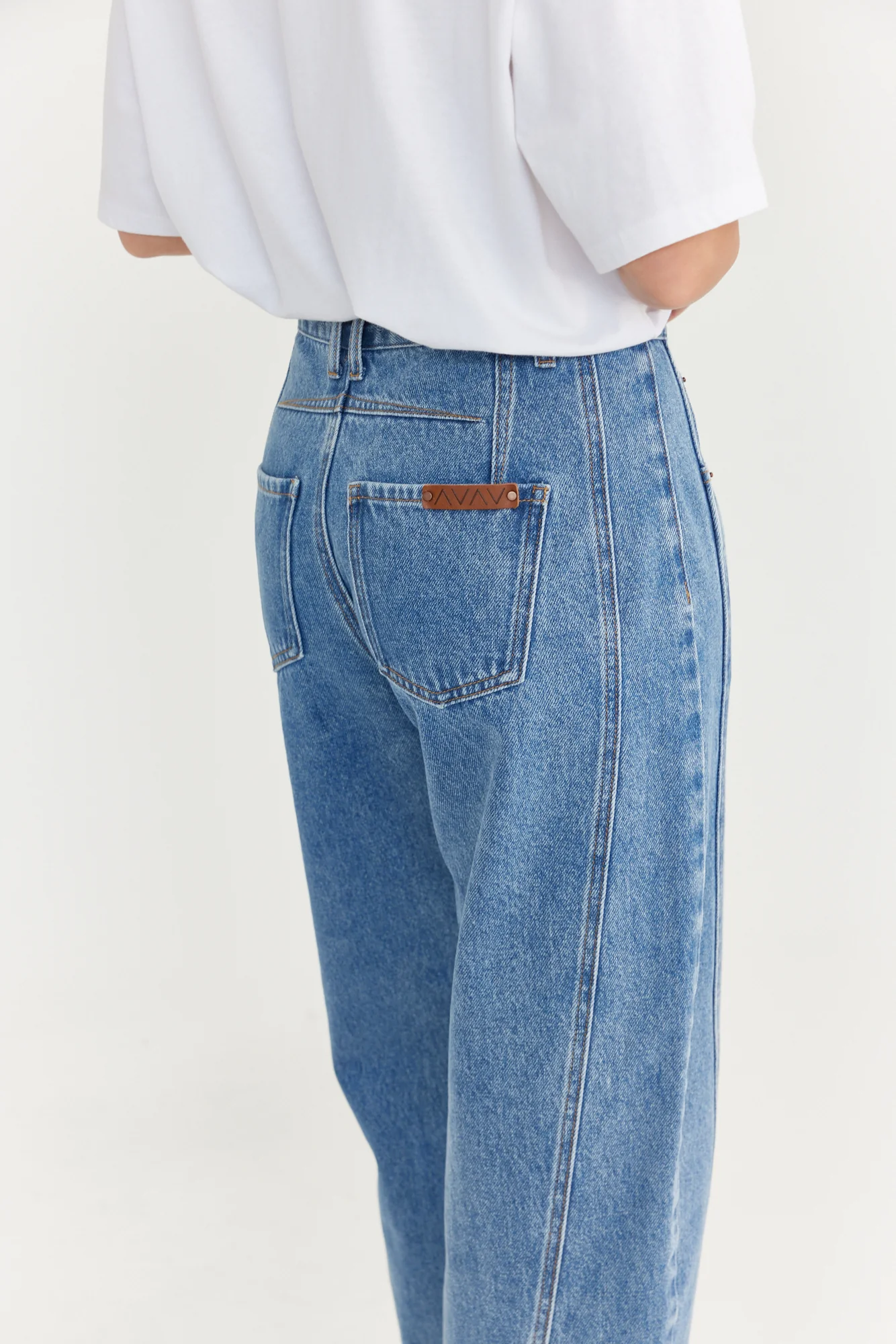 SALTY Jeans Mid Blue Wash Denim - Image 10