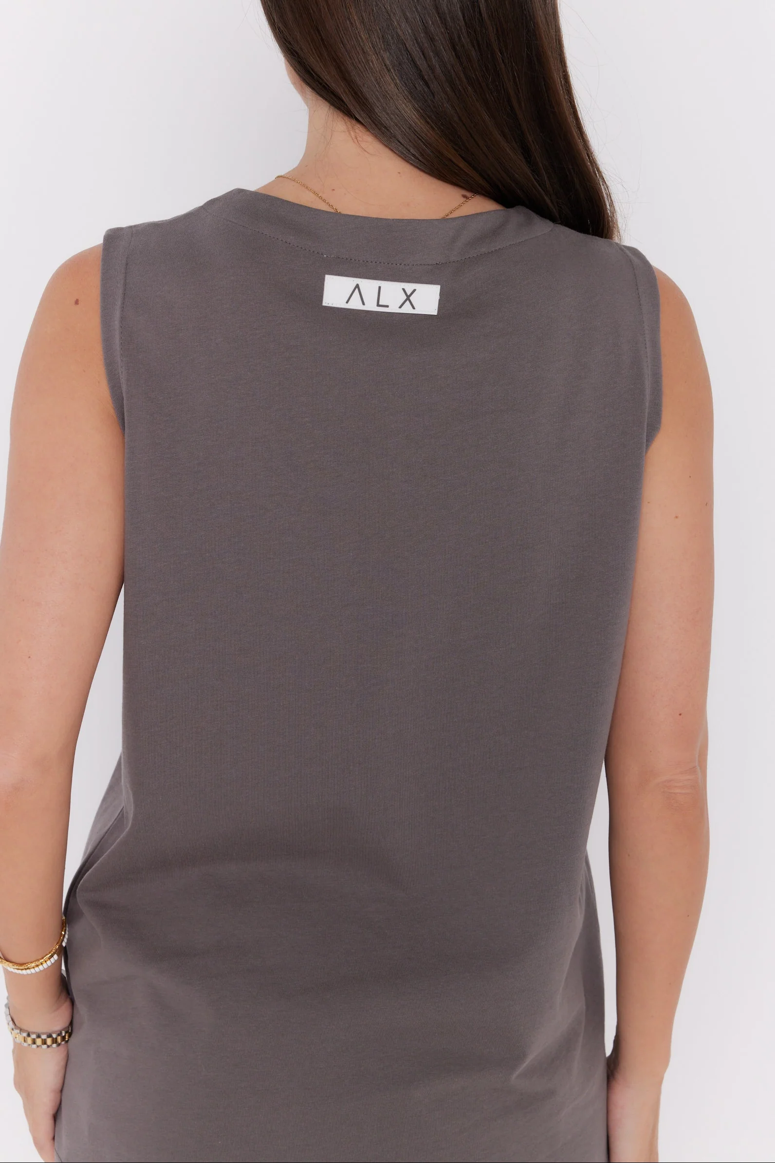 SIMBA V-Neck Taupe Brown - Image 11