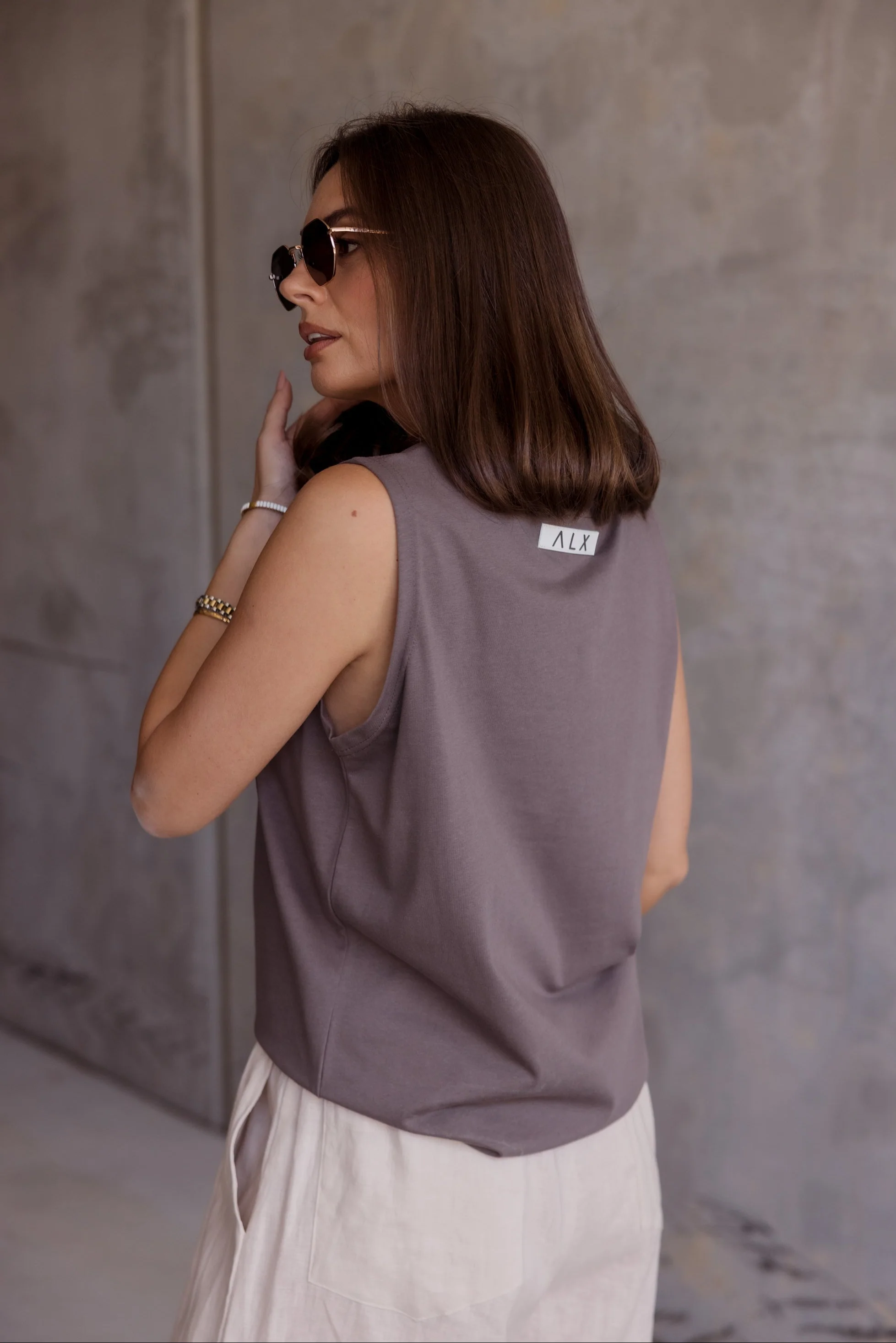 SIMBA V-Neck Taupe Brown - Image 3