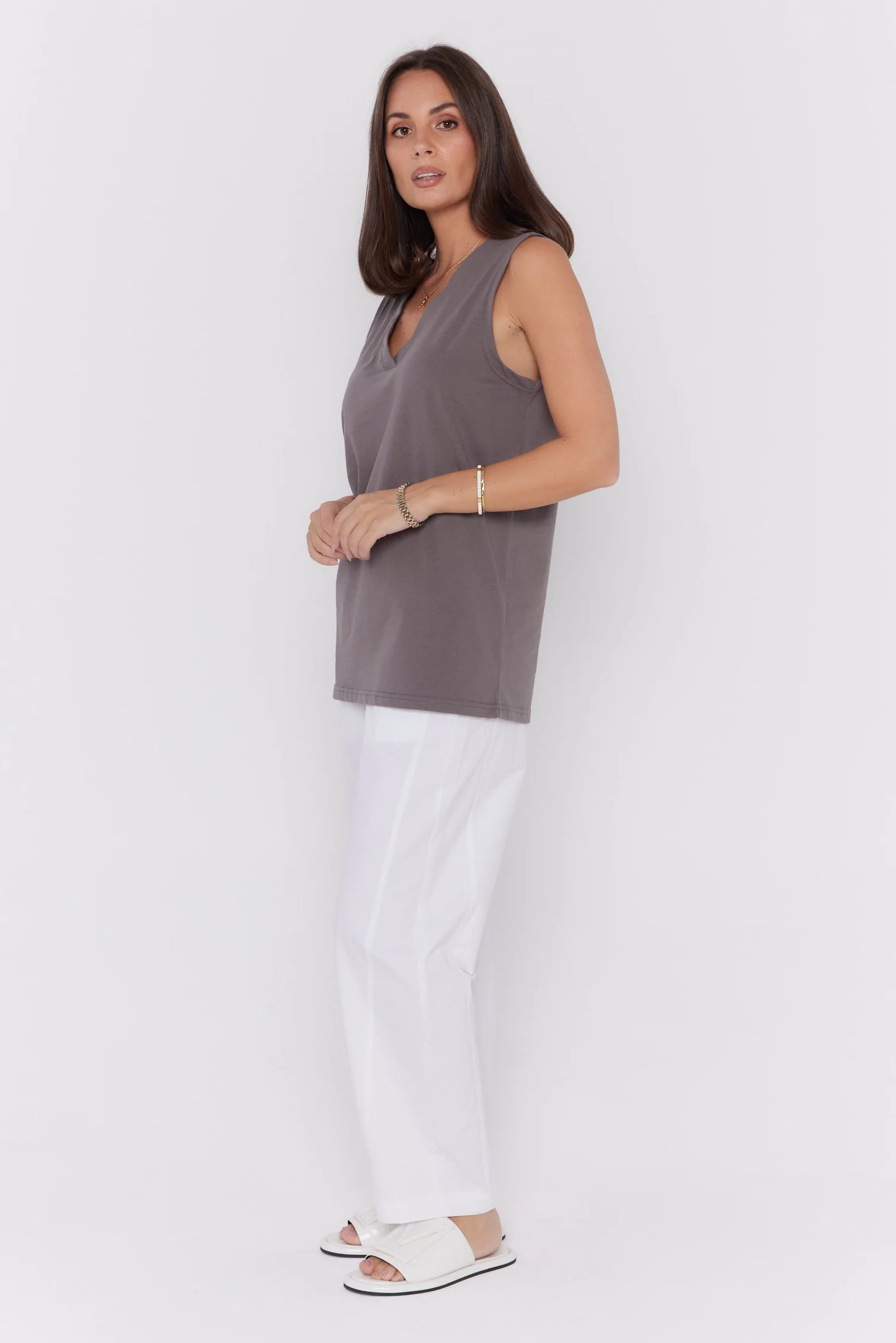SIMBA V-Neck Taupe Brown - Image 9
