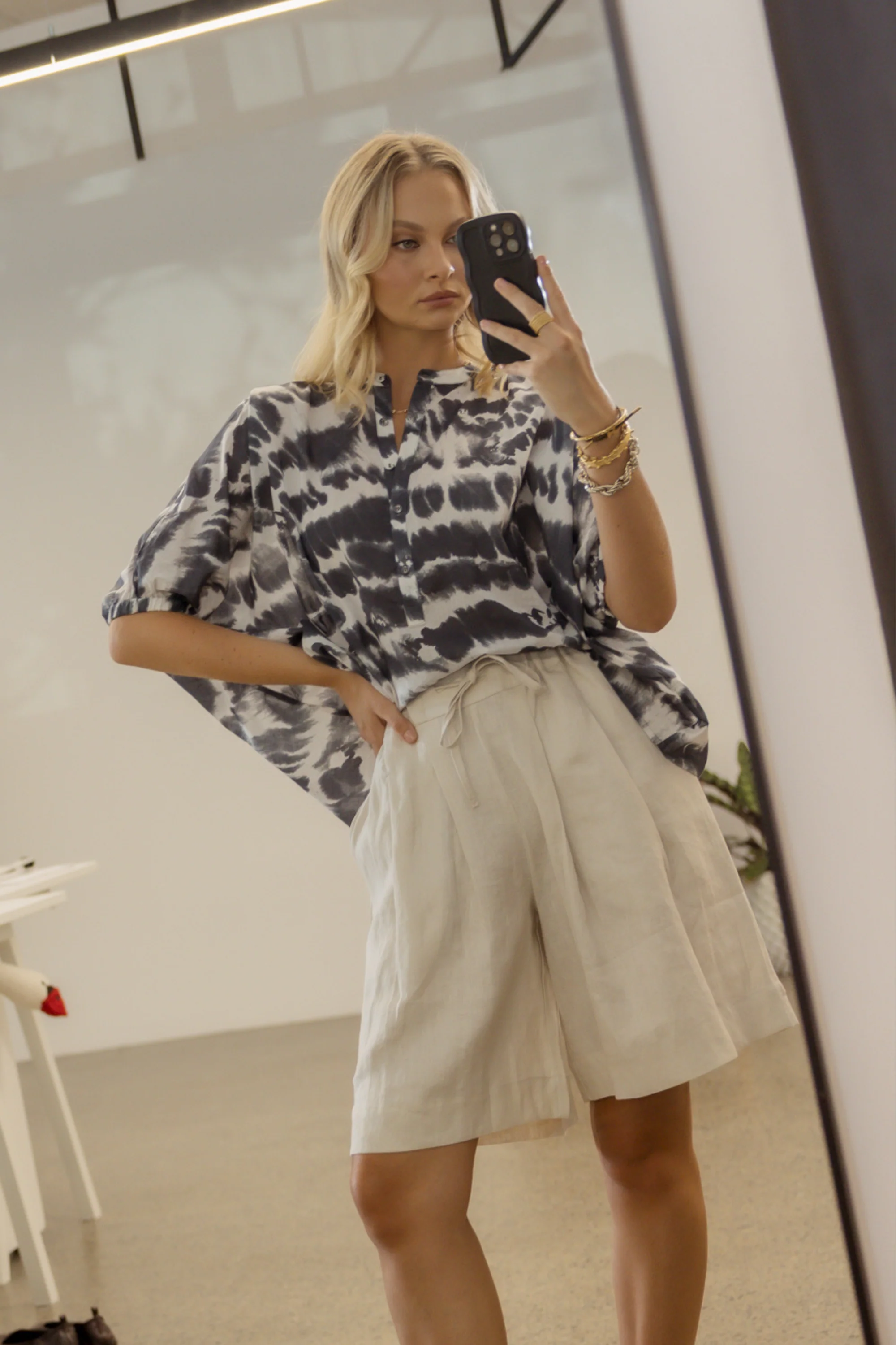 SULTAN Blouse Navy Blur - Image 3