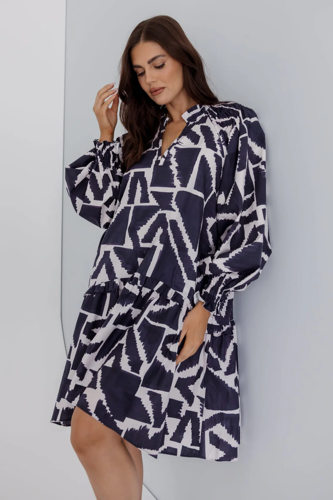 TOMMY Dress Navy Geo Print - Image 3