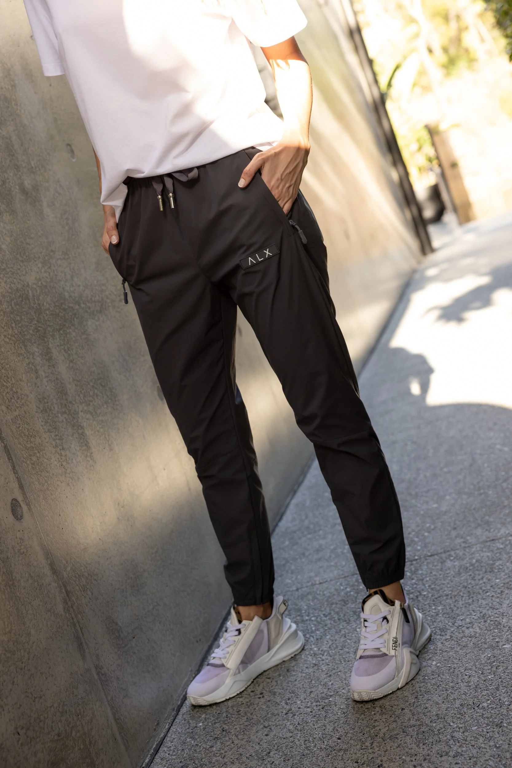 WOLFGANG Pants Charcoal - Image 3