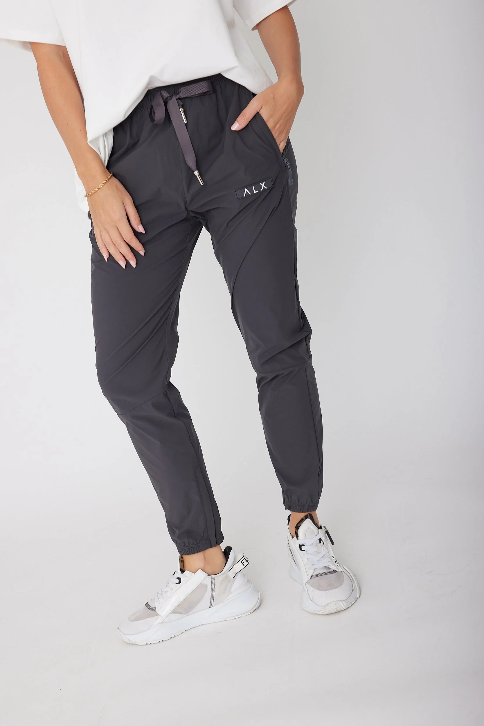 WOLFGANG Pants Charcoal - Image 6