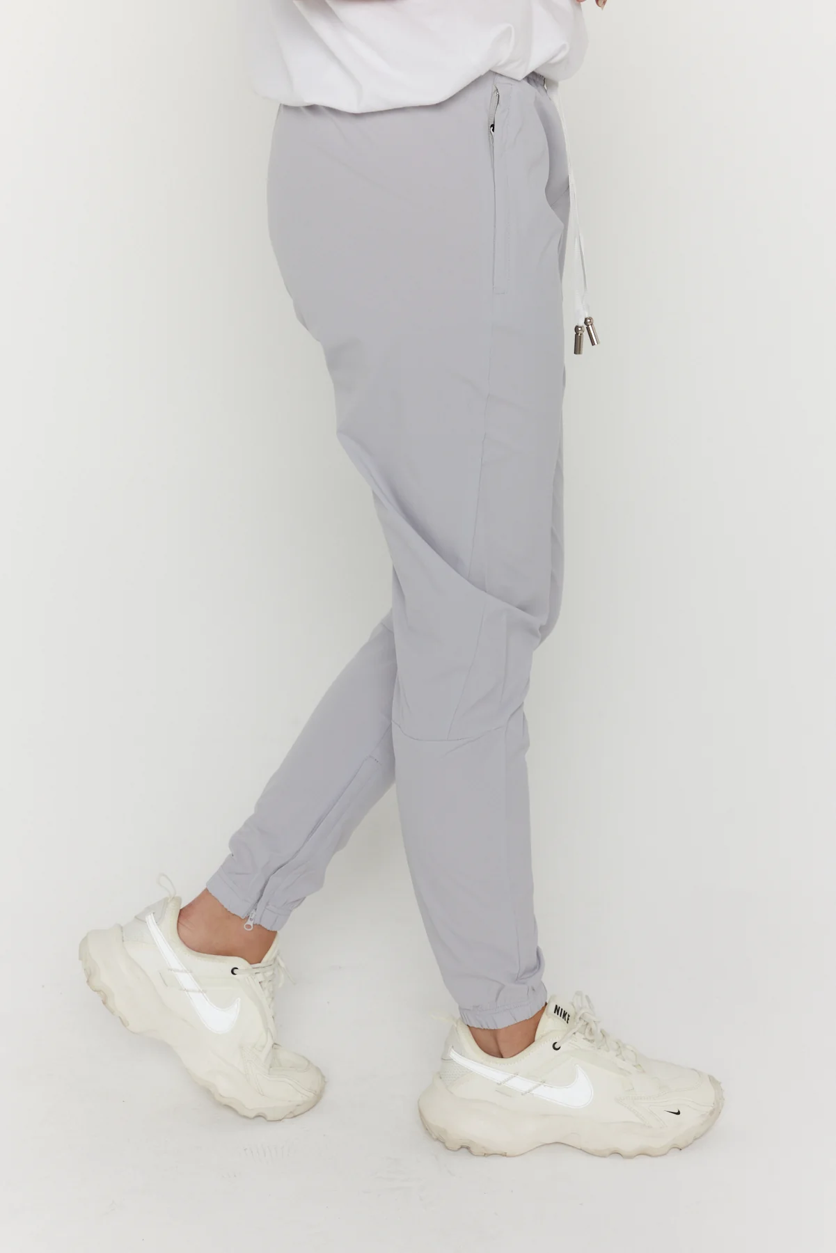 WOLFGANG Pants Light Grey - Image 9