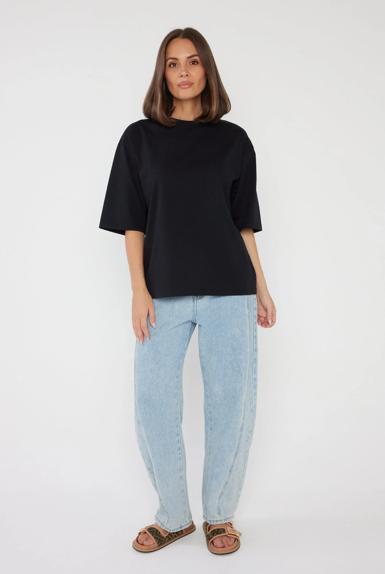 ZURI T-Shirt Black - Image 5