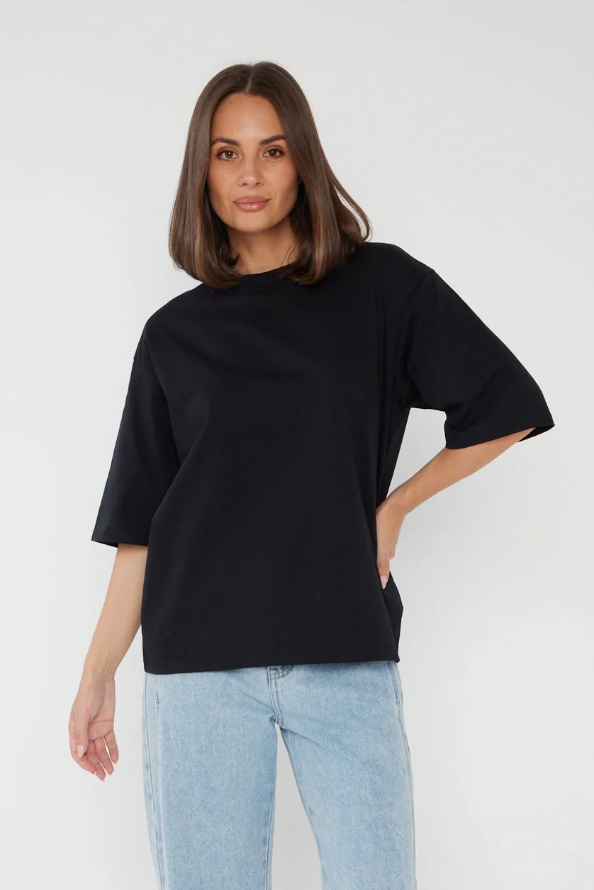 ZURI T-Shirt Black - Image 6