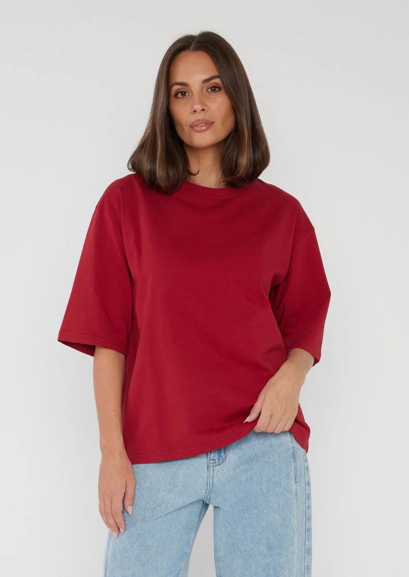 ZURI T-Shirt Cherry Red - Image 4
